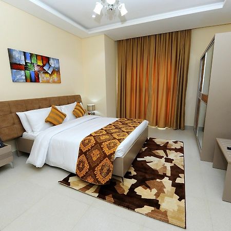 Al Mansour Park Inn Hotel&Apartment Доха Екстер'єр фото